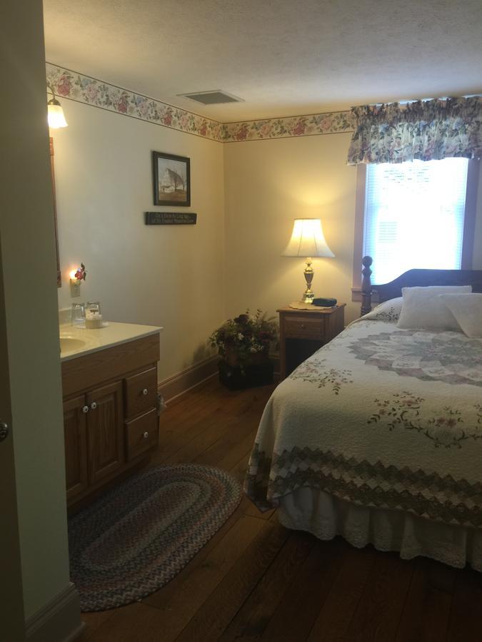 Готель Grapevine House Winesburg Екстер'єр фото