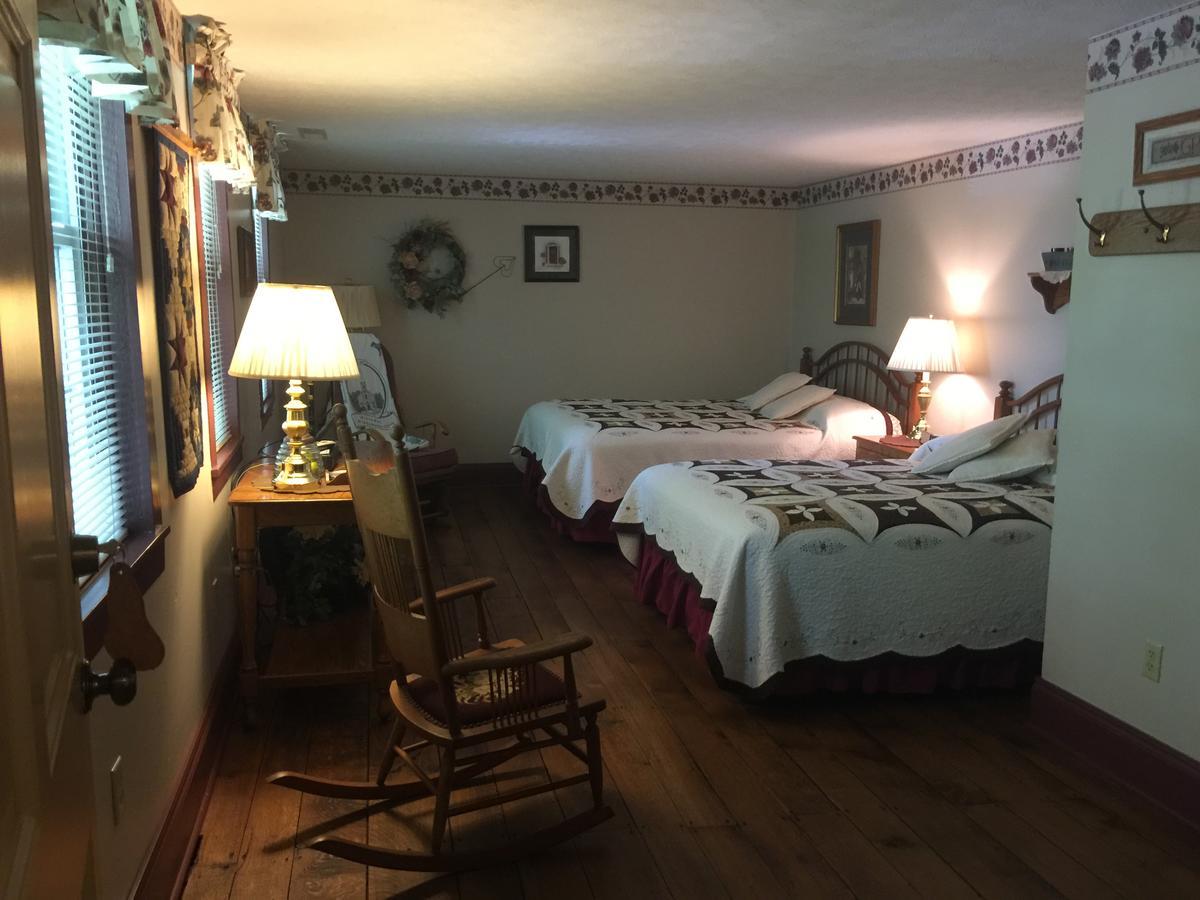 Готель Grapevine House Winesburg Екстер'єр фото